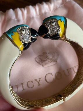 Rare vintage Juicy Couture enamel Macaw Parrot bangle bracelet